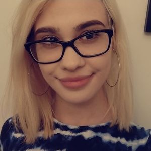 Meet your Posher, Brianna